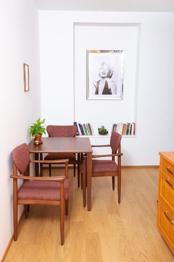 Tabor Residenz Apartment Wina Bagian luar foto