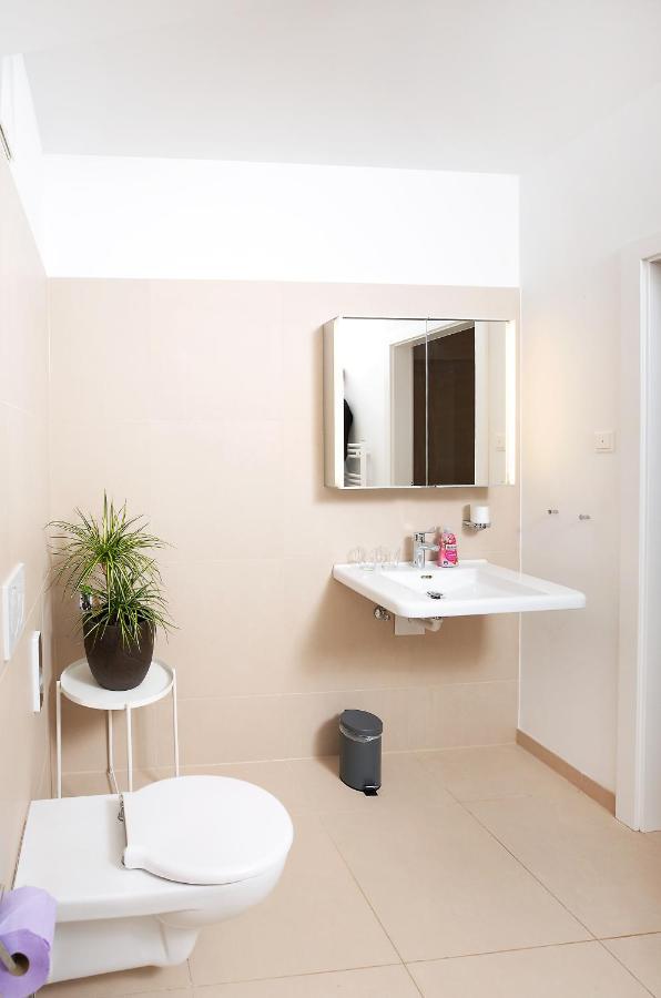 Tabor Residenz Apartment Wina Bagian luar foto